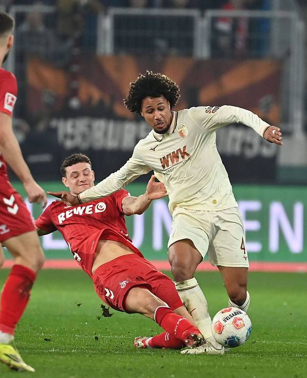 Eric Martel grätscht Han-Noah Massengo um.