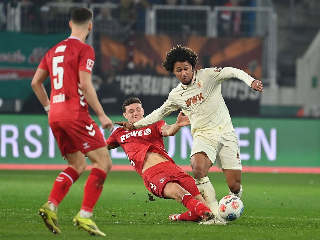 Eric Martel grätscht Han-Noah Massengo um.