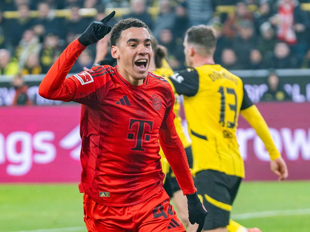 Bayern-Ass Jamal Musiala jubelt gegen Dortmund.