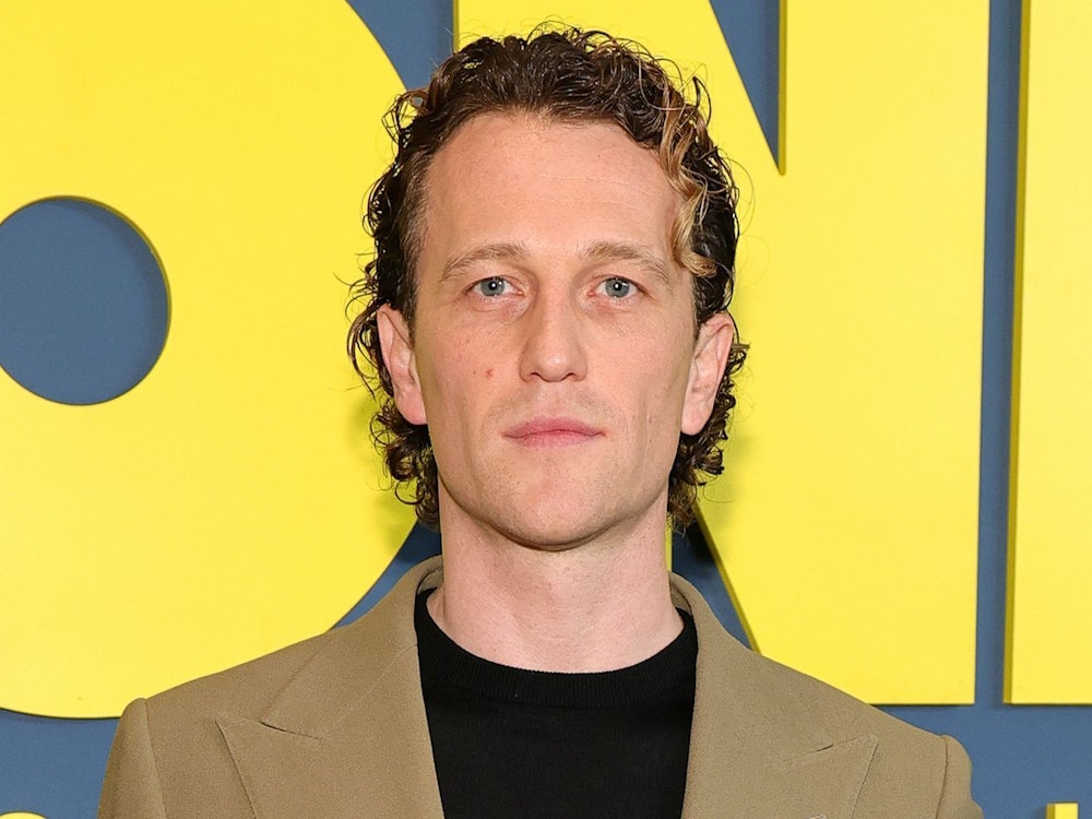 Am Set von „Ponies“ merkte Artjom Gilz, dass er „ein bisschen“ an seinem Humor arbeiten musste. (Bild: 2026 Getty Images/Dia Dipasupil)