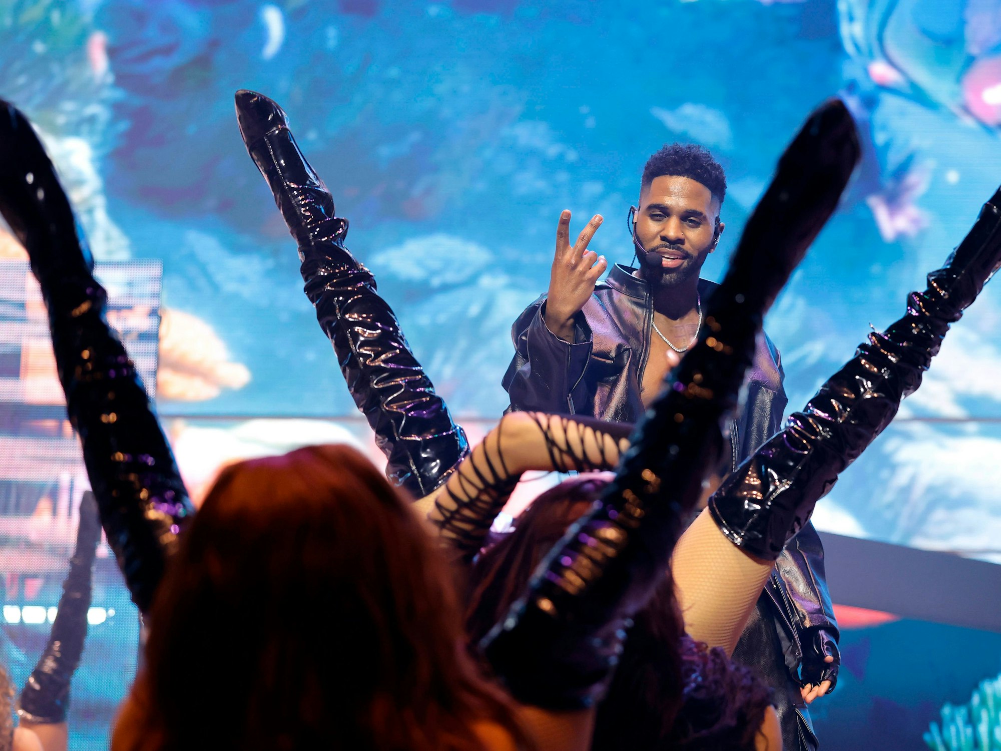 Popsänger Jason Derulo bei seinem Auftritt in der Lanxess-Arena in Köln.