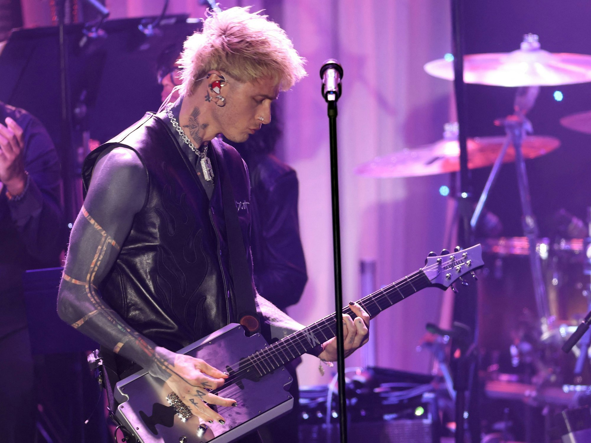 US-Rapper MGK aka Machine Gun Kelly bei einem Auftritt im Januar in Beverly Hills (Kalifornien).