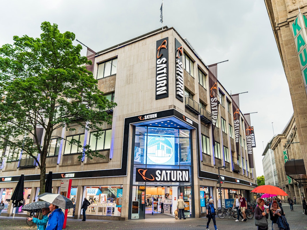 Der Saturn auf der Hohe Straße in der Kölner Innenstadt (Archivfoto)