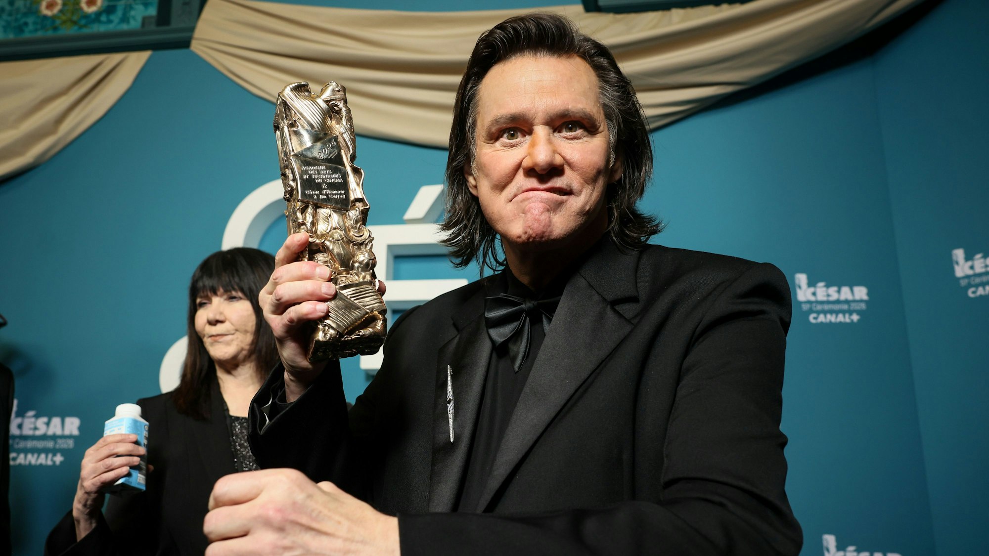 Jim Carrey sorgte mit seinem Auftritt in Paris für viel Aufsehen.