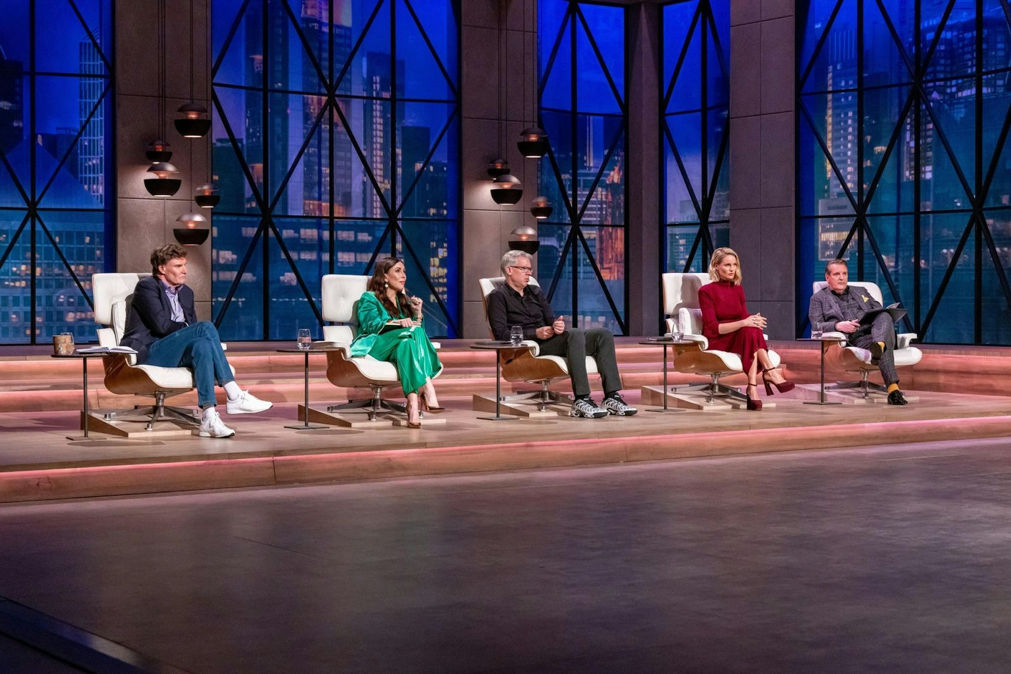 Die Einigkeit unter den Investorinnen und Investoren ist groß, dass „Streamcheck“ ein wichtiges Anliege verfolgt. Und doch will niemand bei der Medizinfirma einsteigen. „Ich halte das Thema nicht für effienzt“, sagt Carsten Maschmeyer. (Bild: RTL / Bernd-Michael Maurer)