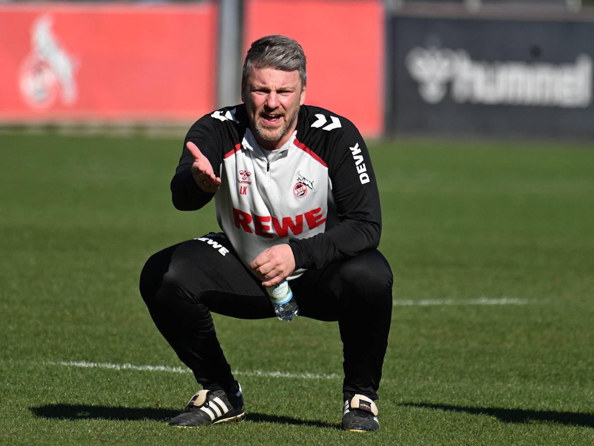 Lukas Kwasniok (1. FC Köln) auf dem Trainingsplatz am Geißbockheim.