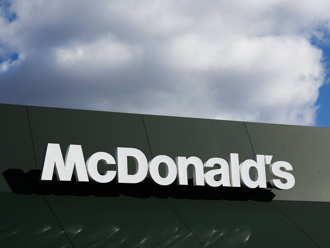 Eine McDonald's-Filiale in Köln wurde am Montagabend überfallen. (Symbolfoto)