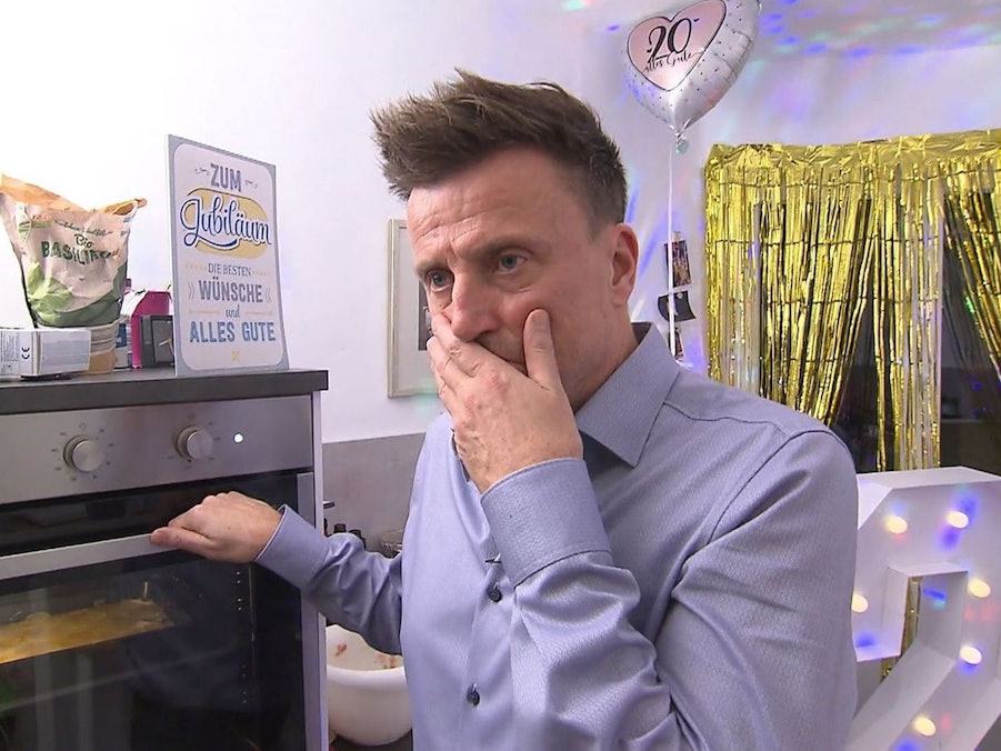 Oh Schreck: Der Ofen lief 50 Minuten lang auf zu niedriger Temperatur.
(Bild: RTL)