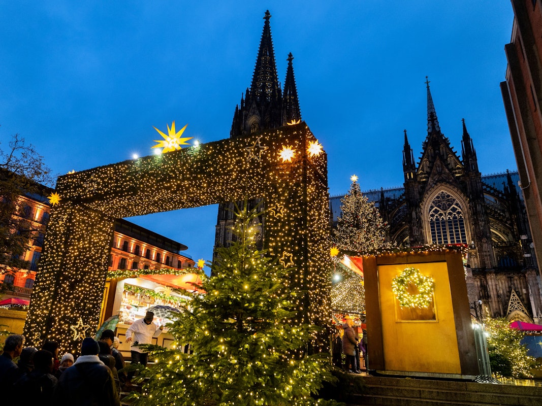 Der Weihnachtsmarkt am Kölner Dom: Wie es mit dem Markt weitergeht, ist jetzt klar.