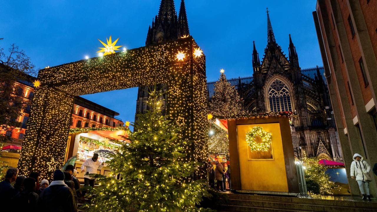 Der Weihnachtsmarkt am Kölner Dom: Wie es mit dem Markt weitergeht, ist jetzt klar.