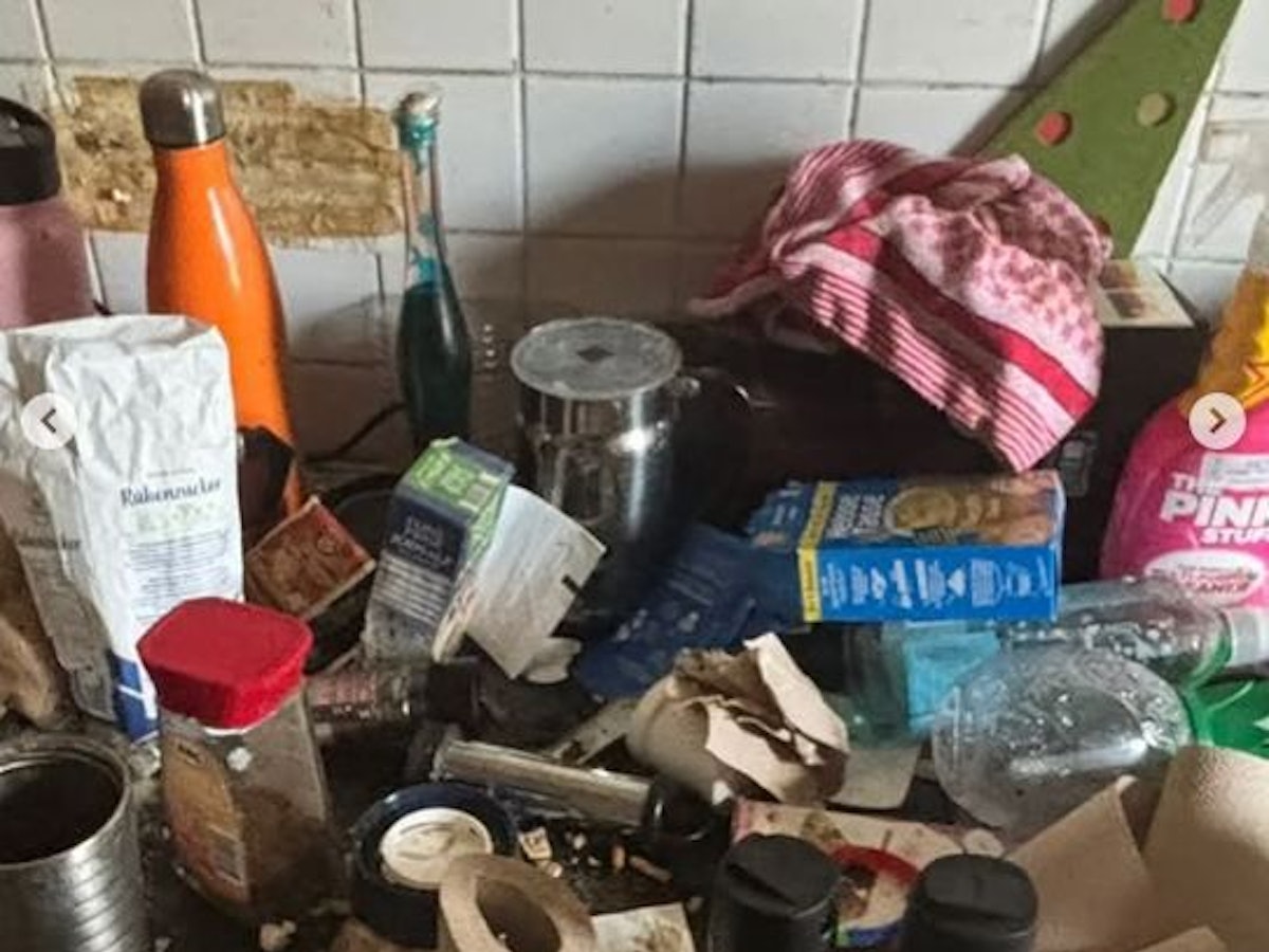 In der Wohnung türmte sich der Müll.