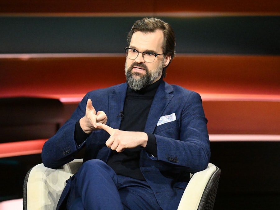 Sicherheitsexperte Frank Sauer sprach bei „Markus Lanz“ über den Angriff auf den Iran. (Bild: ZDF/Cornelia Lehmann)