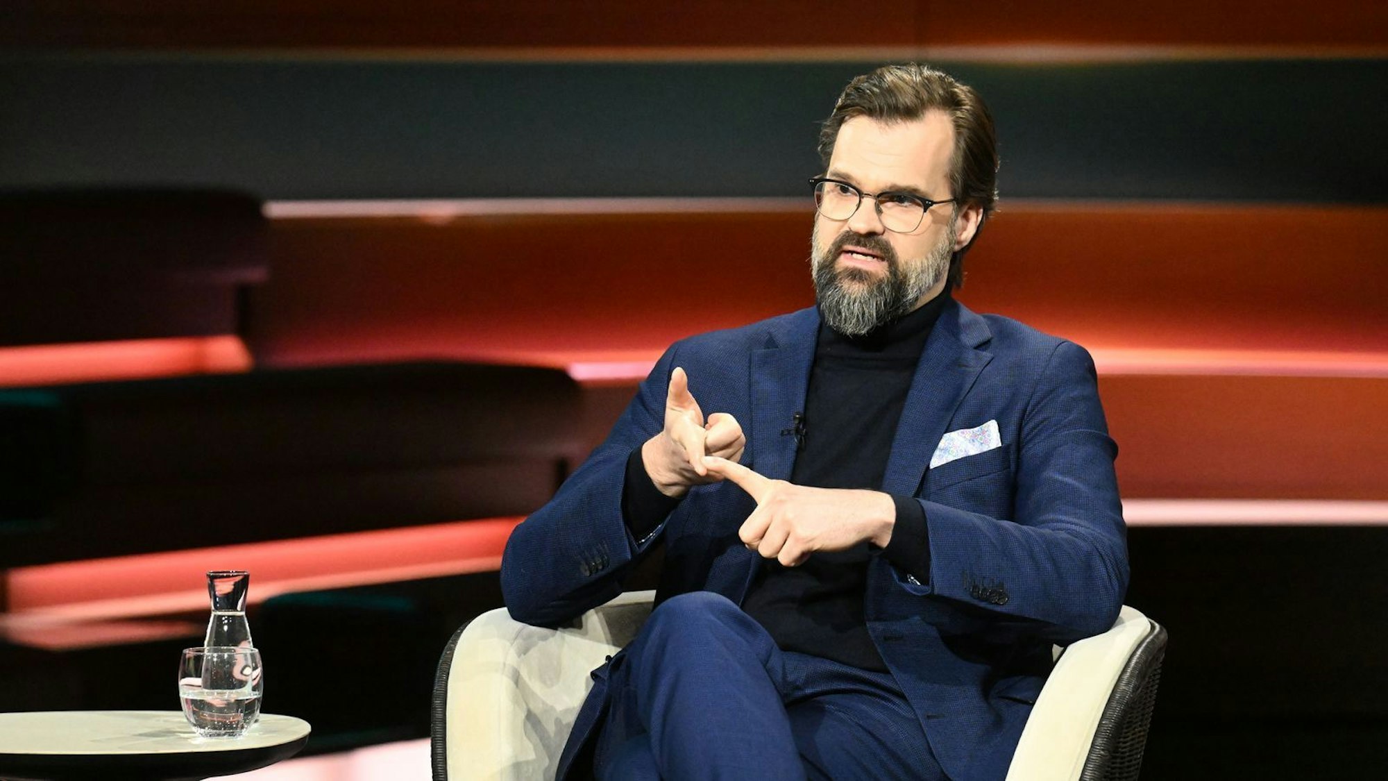 Sicherheitsexperte Frank Sauer sprach bei „Markus Lanz“ über den Angriff auf den Iran. (Bild: ZDF/Cornelia Lehmann)