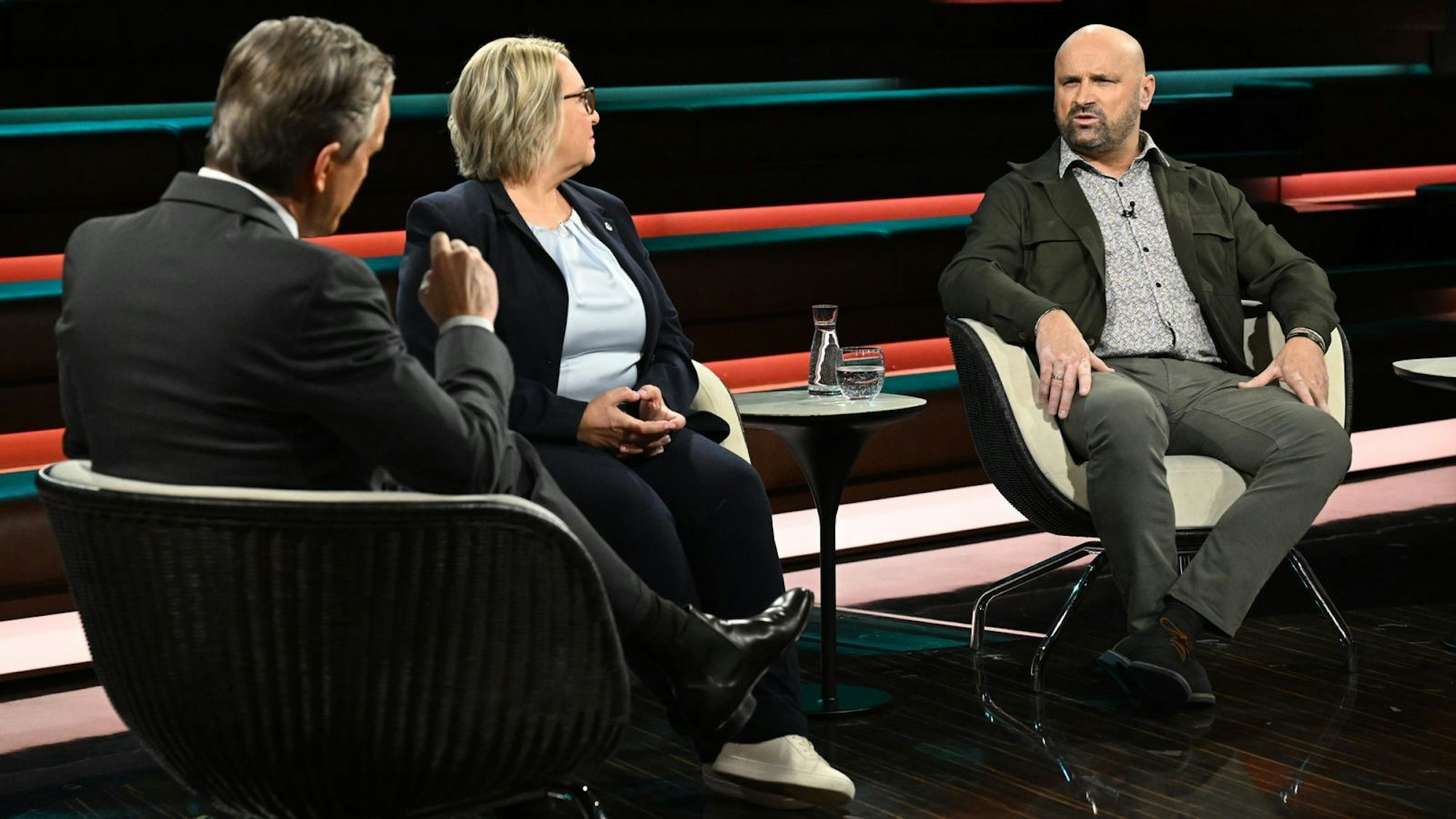 Veteran Andreas Rückewoldt machte kein Geheimnis daraus, dass seine Kriegseinsätze auch sein Familienleben beeinflusst haben. (Bild: Cornelia Lehmann / ZDF)