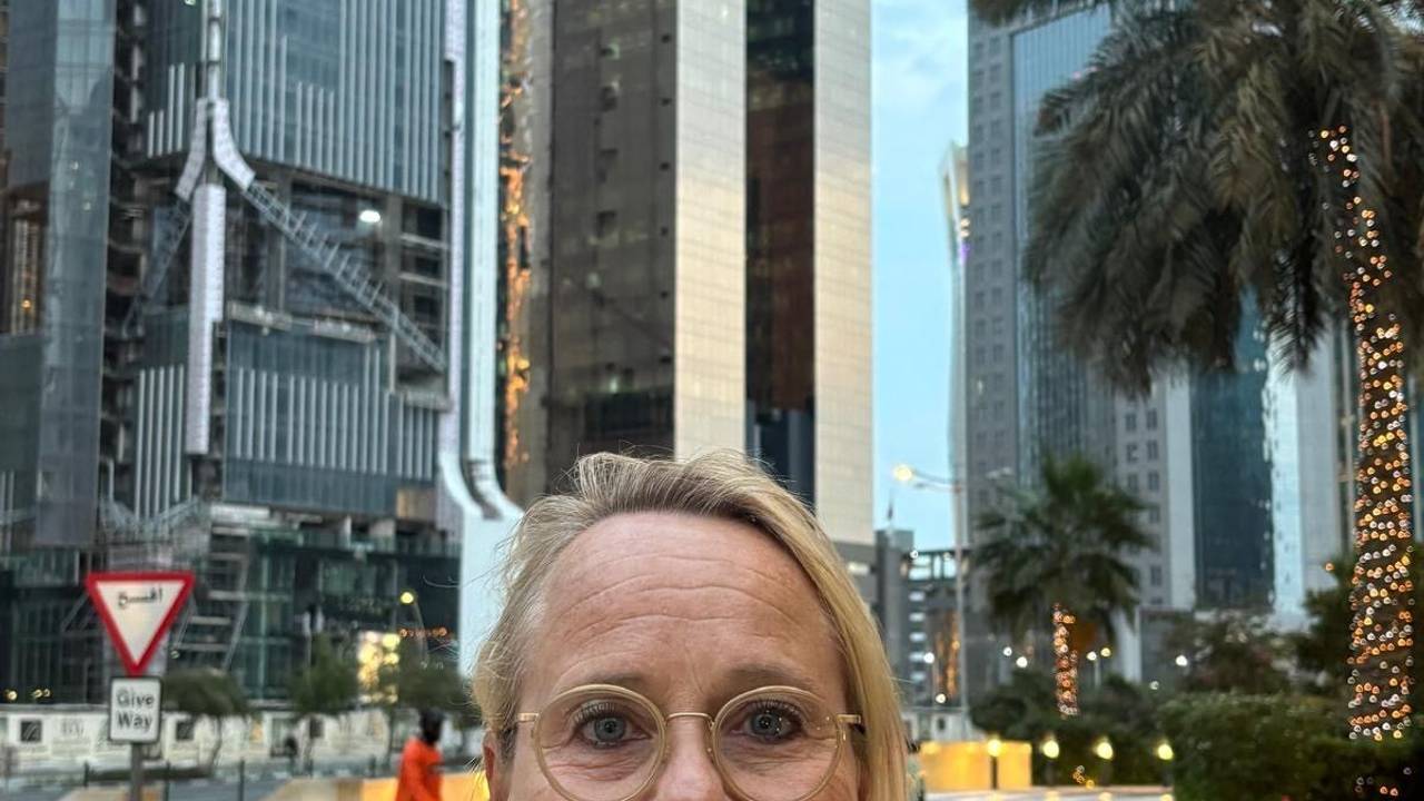 Angela B. aus Köln sitzt in Doha fest.