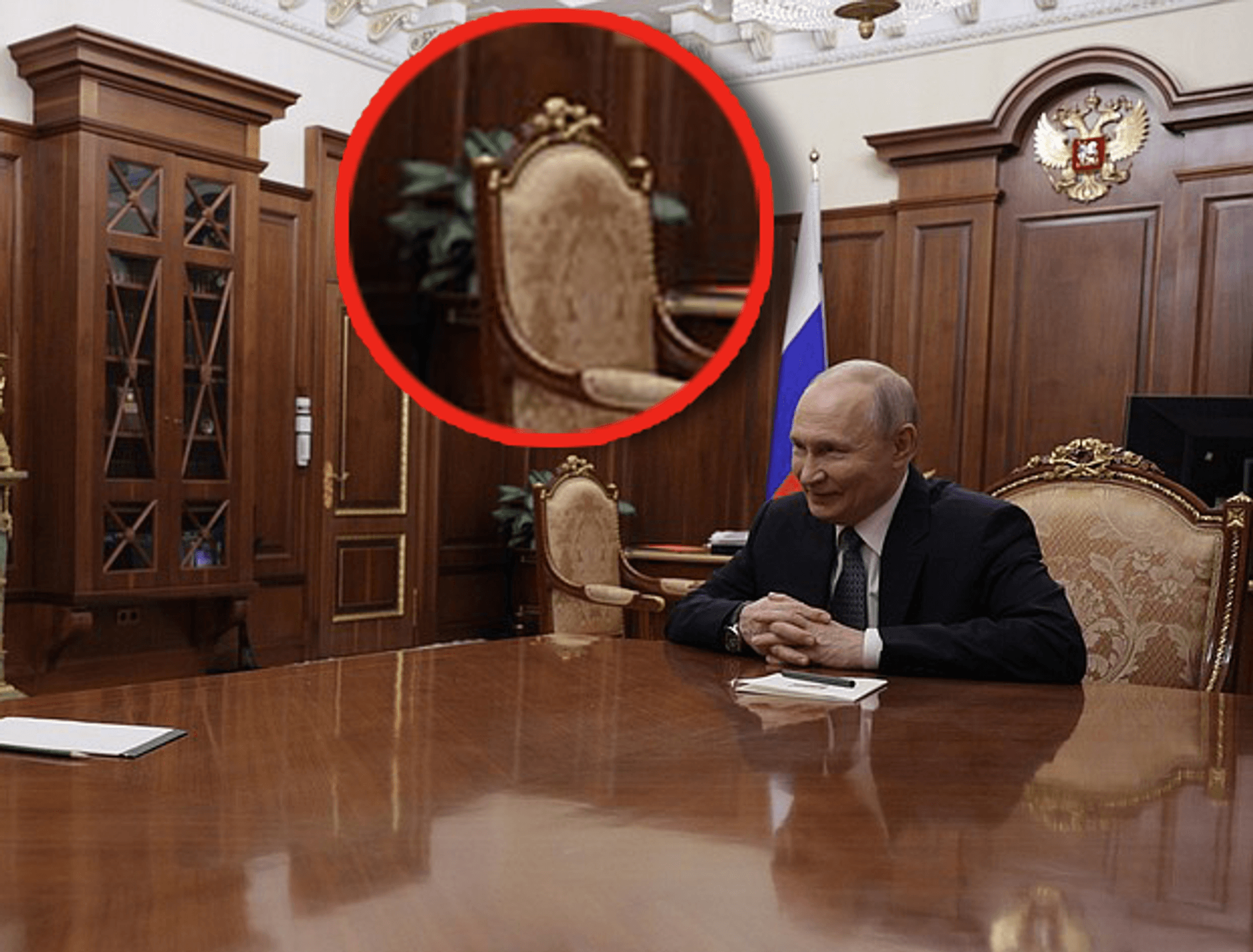 Wladimir Putin am 24. Februar in seinem Kreml-Büro, während er Waleri Gergijew, den Direktor des Bolschoi-Theaters, trifft.