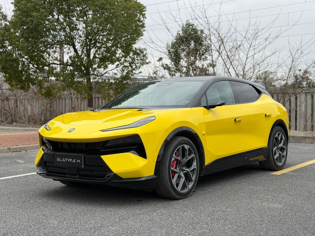 Der Plug-in-Hybrid Lotus Eltre