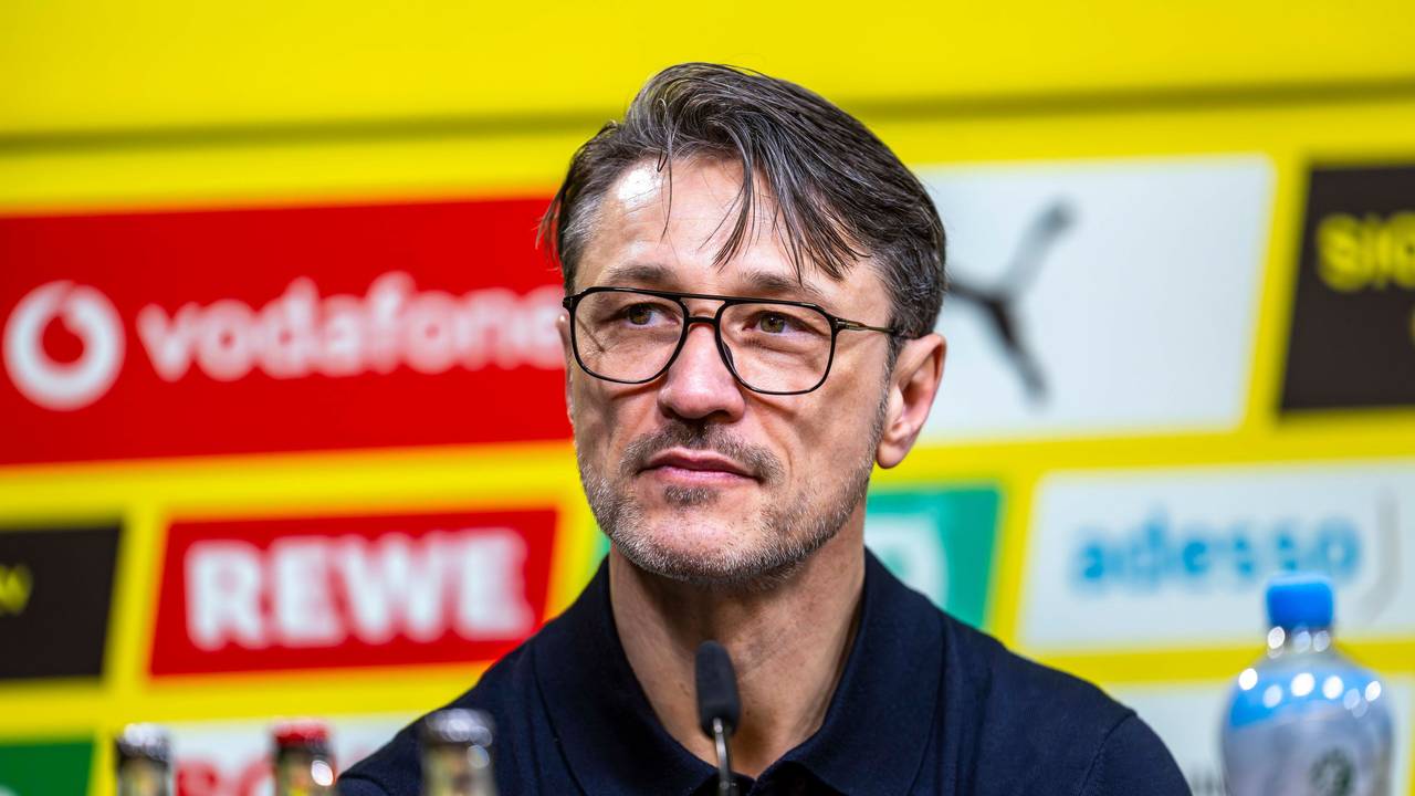 BVB-Trainer Niko Kovac auf einer Pressekonferenz von Borussia Dortmund.