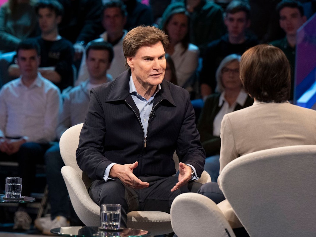 Investor Carsten Maschmeyer sprach bei Maischberger über Donald Trump und den Angriff der USA und Israels auf den Iran. (Bild: WDR/ Melanie Grande)