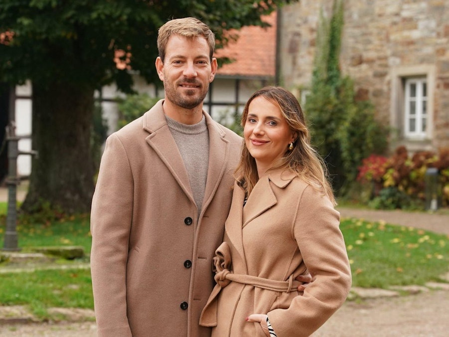 Bei „Bauer sucht Frau“ lernten sich Anna und Gerald Heiser kennen und lieben. Doch die turbulente Zeit in Namibia hat ihre Spuren hinterlassen. (Bild: RTL / Stefan Gregorowius)