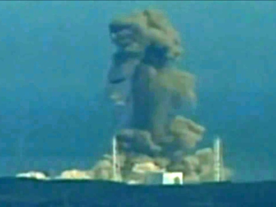 Nachdem Tsunamiwellen das Kühlsytem außer Kraft gesetzt hatten, kam es in den Reaktoren eins, zwei und drei zu Kernschmelzen und Explosionen. Hunderttausende wurden evakuiert, doch viele sind nach einer Dekontaminierung zurückgekehrt. (Bild: The HISTORY Channel / TVF International )