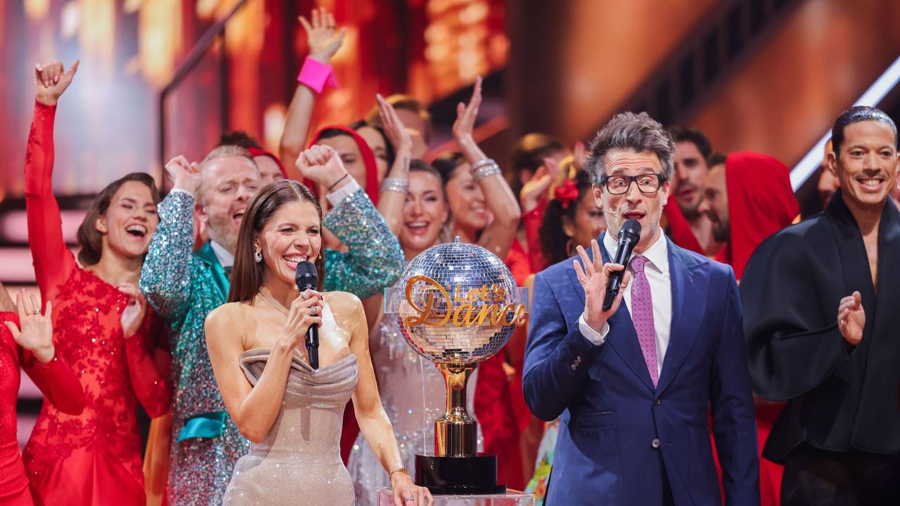 Victoria Swarovski und Daniel Hartwich stehen in der RTL-Tanzshow «Let's Dance» im Coloneum.