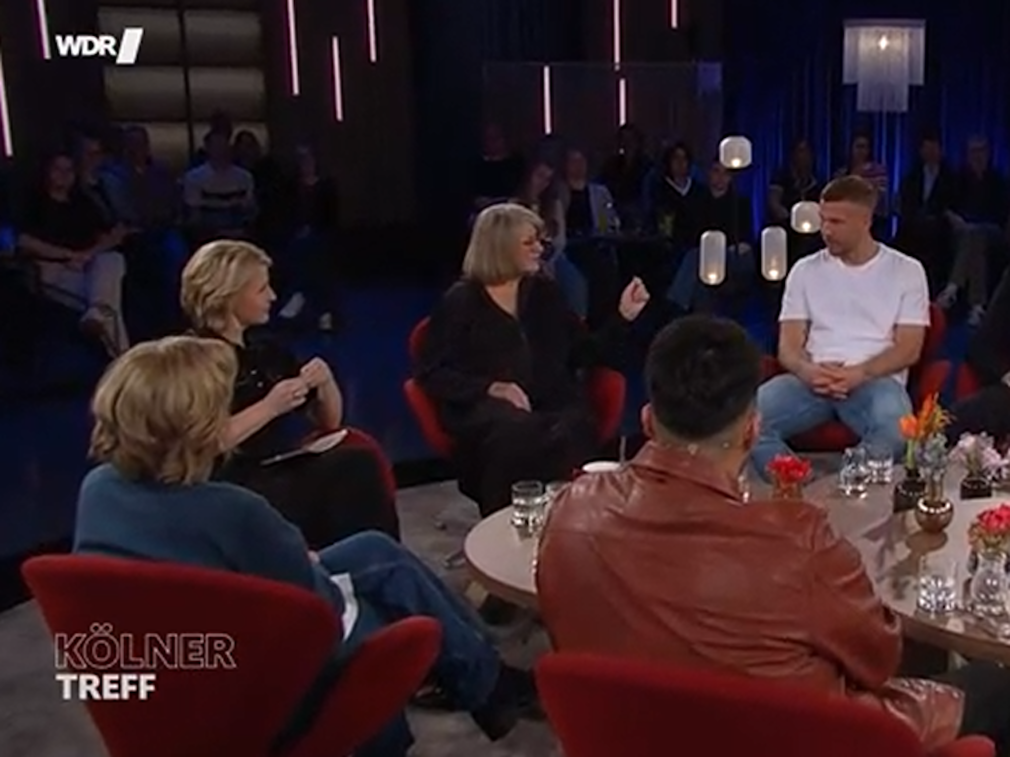 Alice Schwarzer und Lukas Podolski waren am Freitag (6. März 2026) zu Gast in der WDR-Talkshow Kölner Treff.