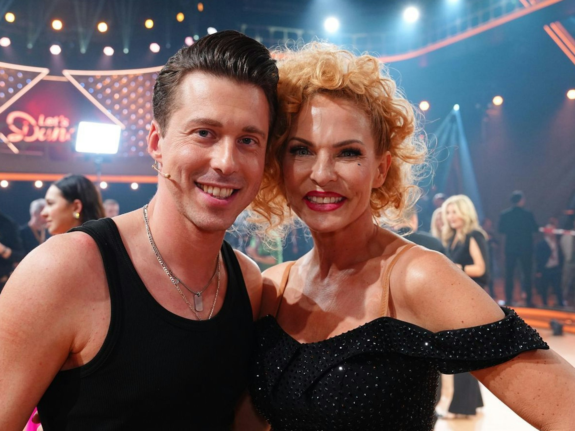 Für Sonya Kraus and Valentin Lusin ist nach der ersten Show bereits wieder Schluss mit „Let's Dance“. (Bild: RTL / Stefan Gregorowius)