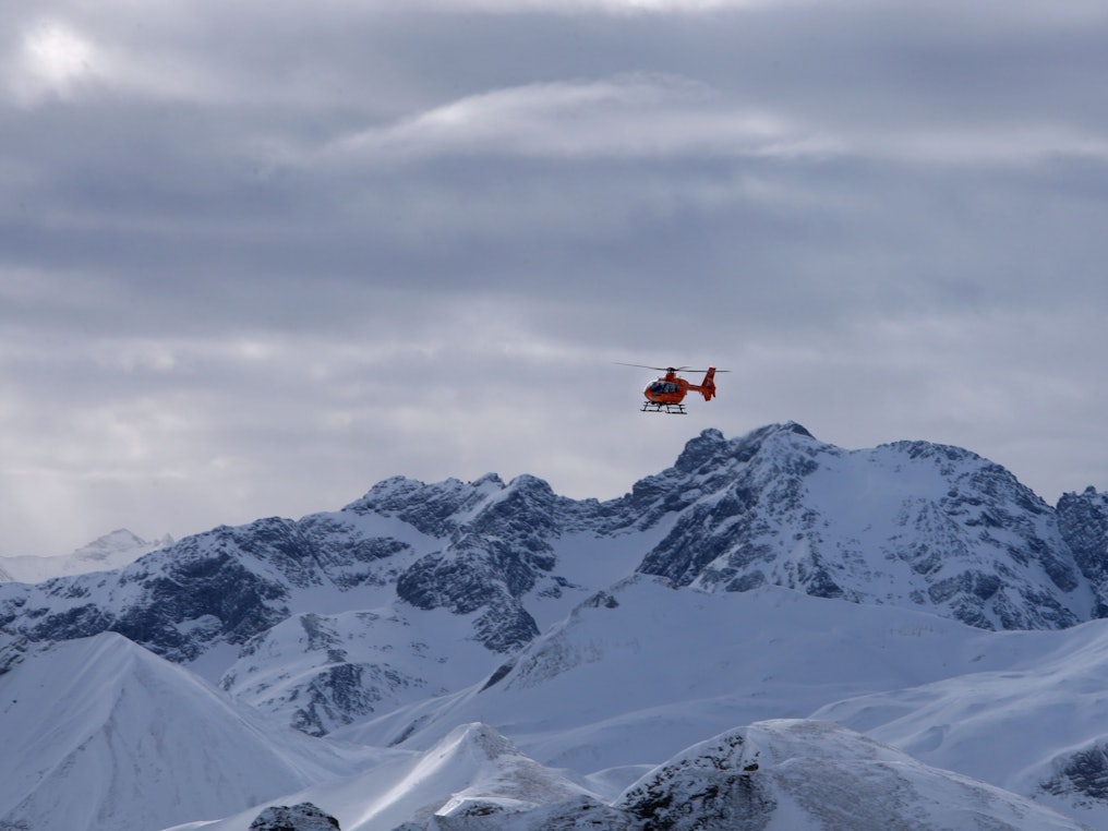 Mann aus Bayern verunglückt tödlich auf Skitour in Tirol (Symbolbild).