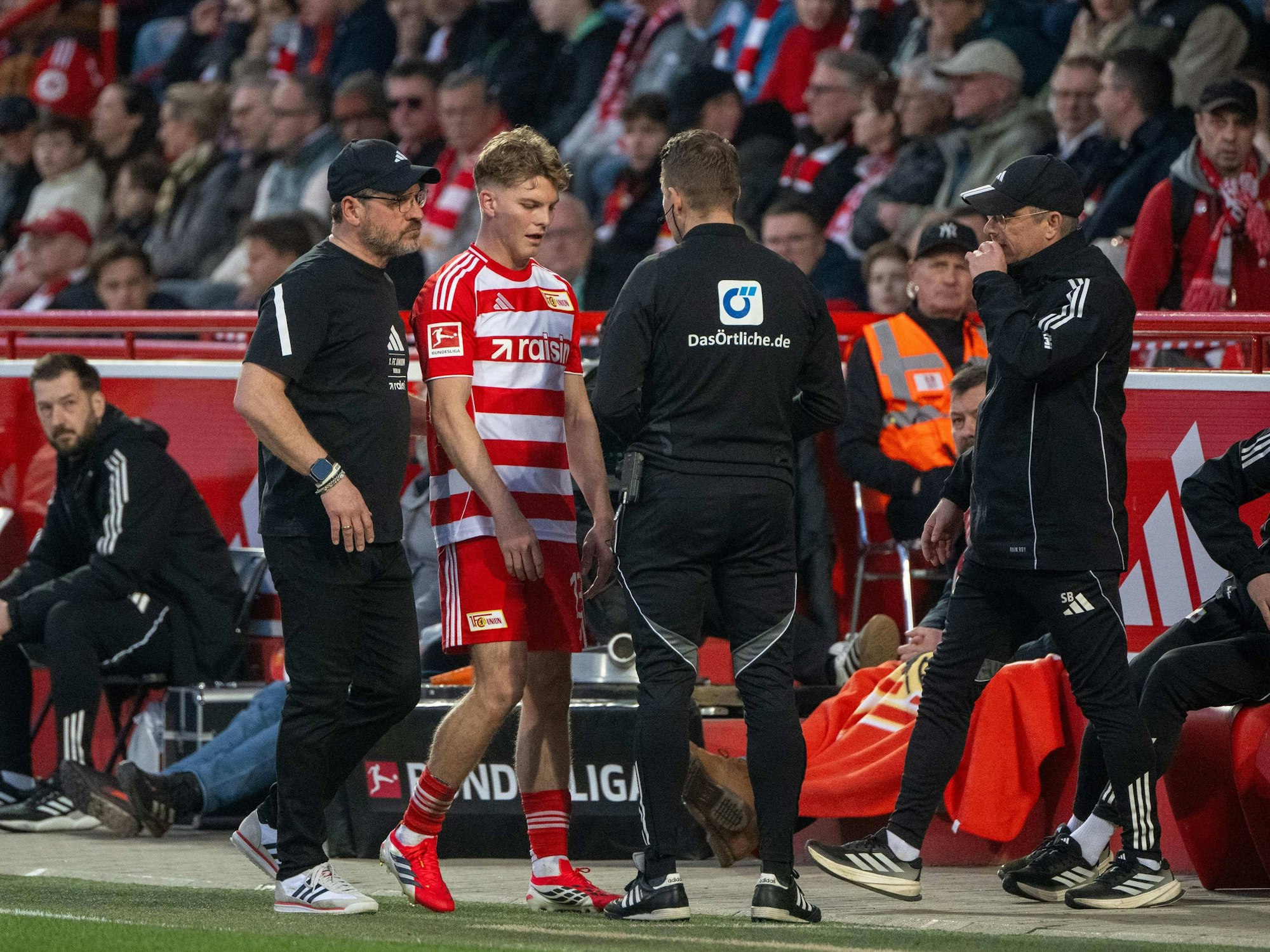 Steffen Baumgart tröstet Andras Schäfer