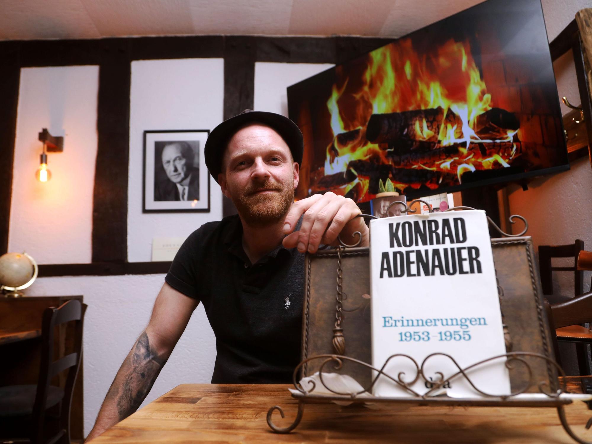 Porträt des Gastronom Gereon Adenauer in seinem Restaurant Adenauers Nepomuk in Zündorf