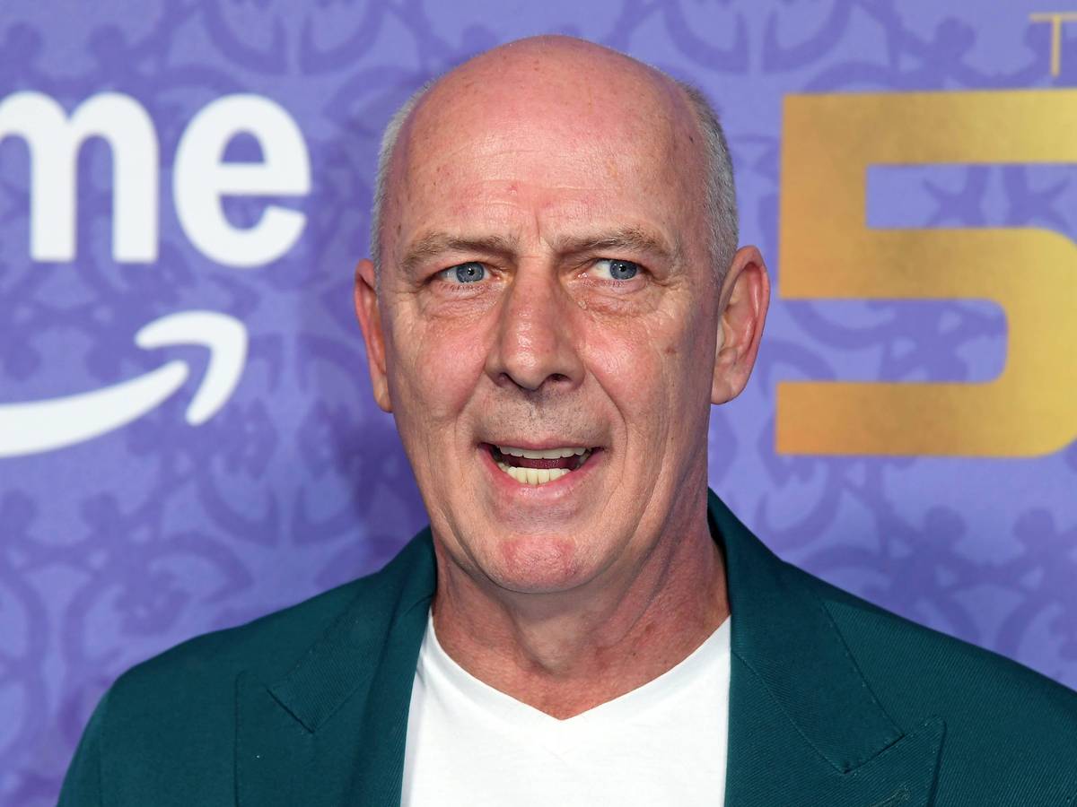 Mario Basler bei einer Serien-Premiere auf dem Roten Teppich.