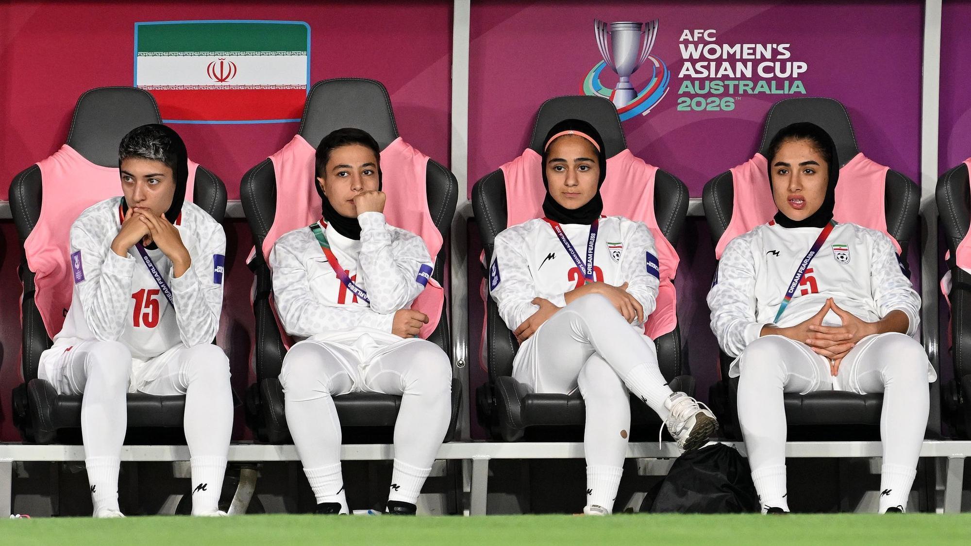 Iran-Krieg - Irans Fußballerinnen