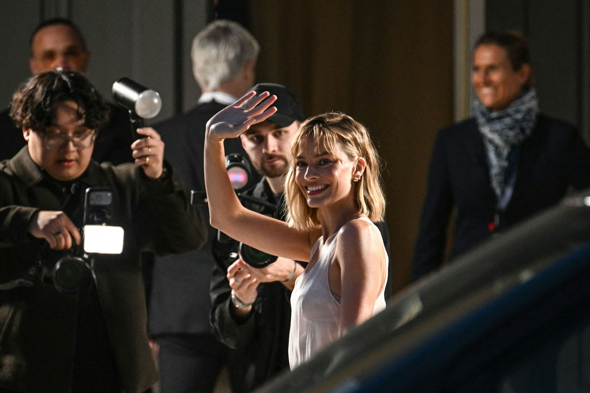 Margot Robbie bei der Paris Fashion Week.