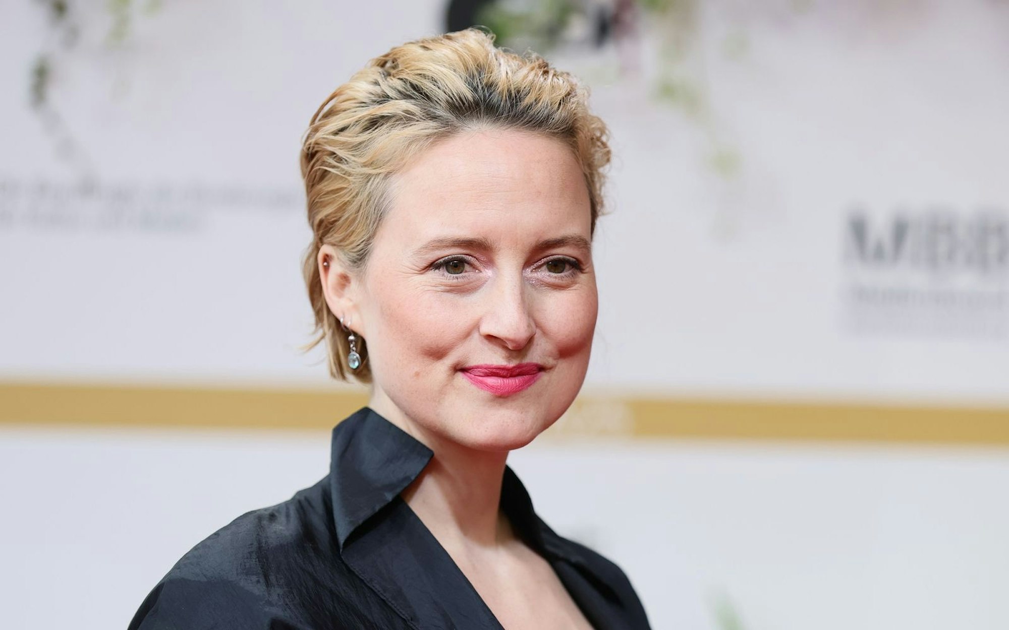 Die Schauspielerin Wanda Perdelwitz kam im Oktober 2025 bei einem Unfall ums Leben. (Bild: 2025 Getty Images/Andreas Rentz)