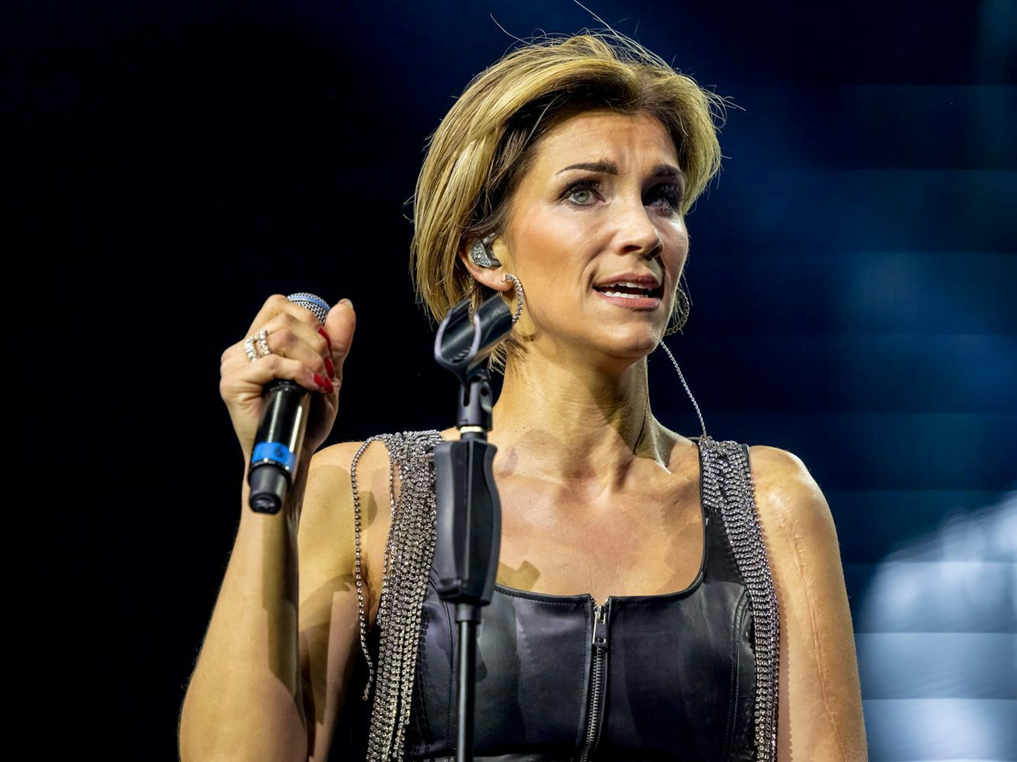 Der Auftakt von Anna-Maria Zimmermanns Solo-Tour „100 Prozent ich“ verlief nicht ohne Zwischenfall. (Bild: 2024 Jakubaszek/Jakubaszek)