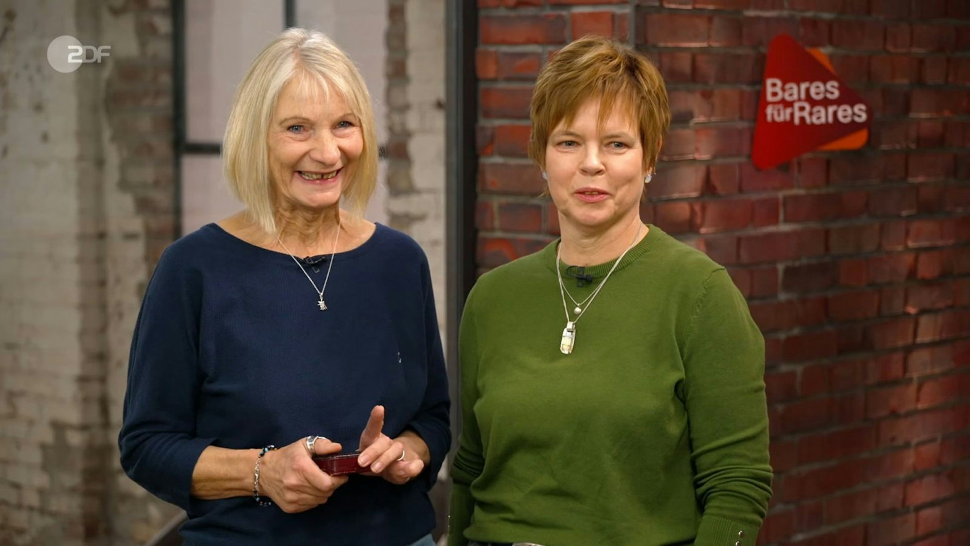 Bevor sie den Händlerraum betrat, verriet Petra: „Ich lasse mich einfach mal treiben.“ (Bild: ZDF)