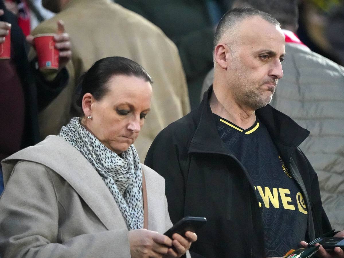 Auf der Tribüne in Köln: Sabrina und Mohammed El Mala.