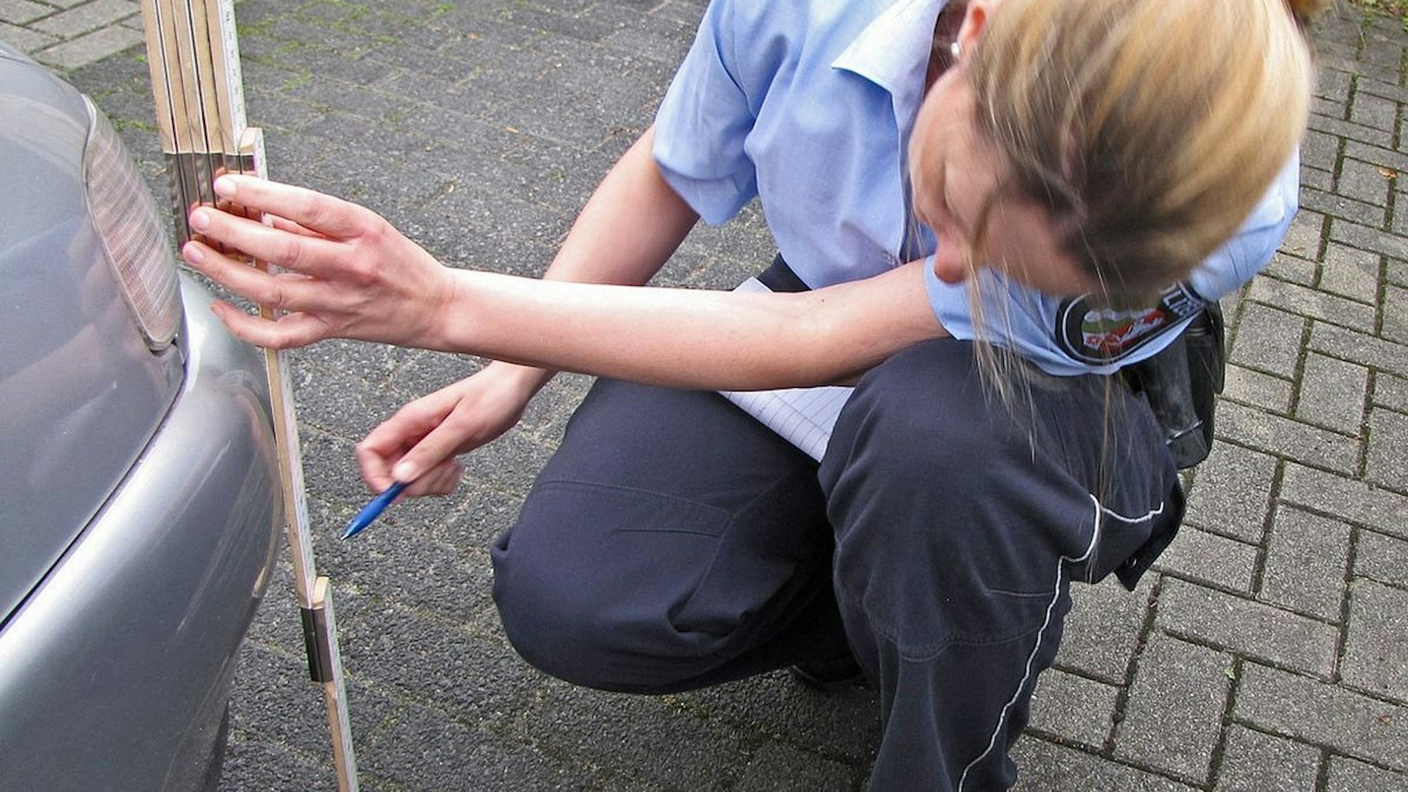 Ein von der Polizei abgesperrter Unfallort.
