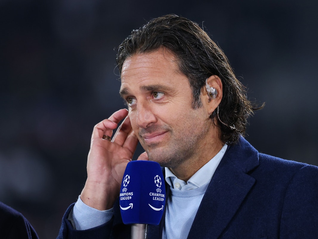 Ex-Fußball-Weltmeister Luca Toni am Mikrofon