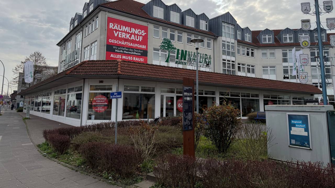 Blick auf das Innatura-Möbelhaus in Hürth.