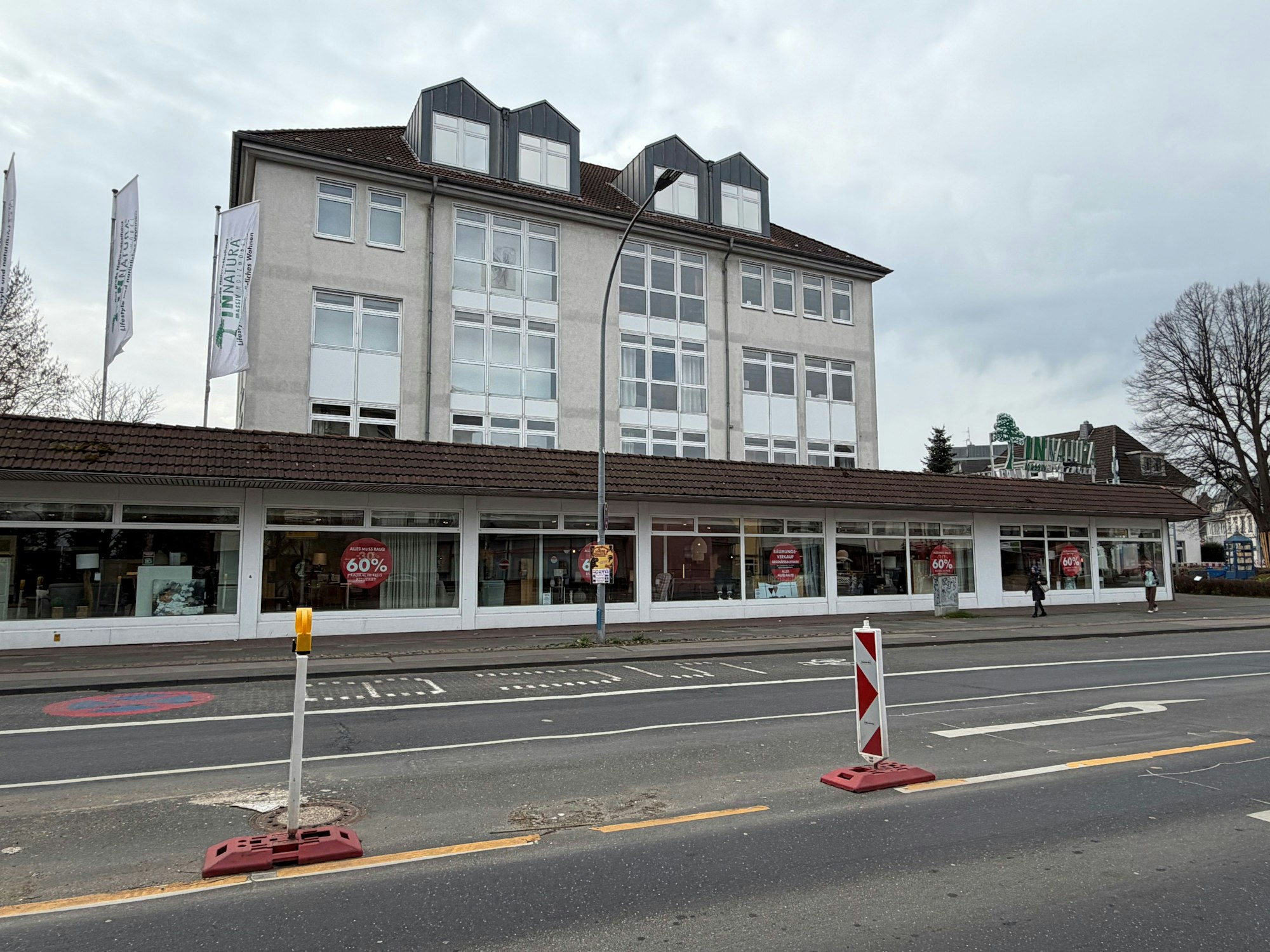Blick auf das Innatura-Möbelhaus in Hürth.