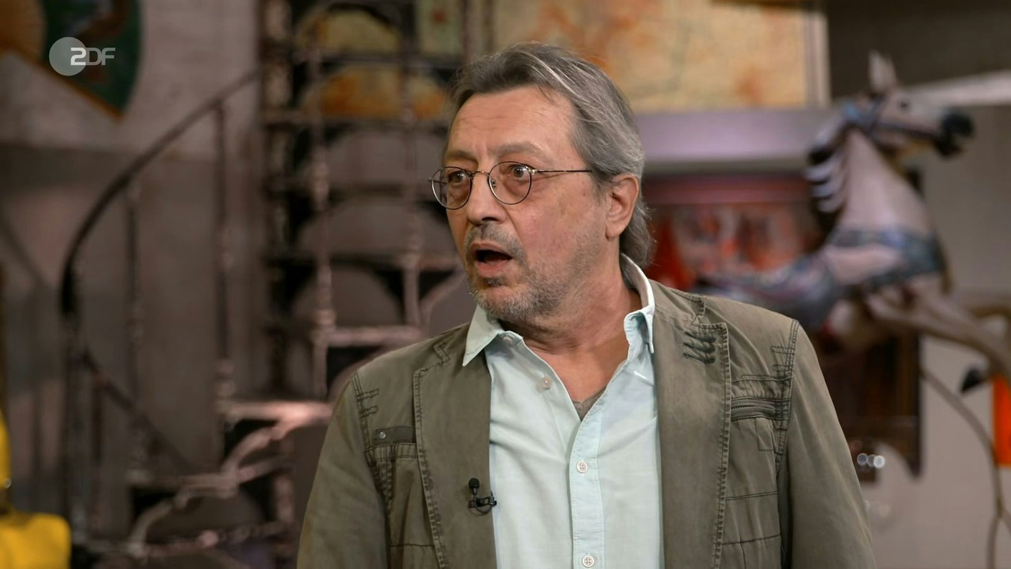 „Wow!“ Nachdem der Expertenpreis genannt wurde, atmete Lothar tief durch. (Bild: ZDF)