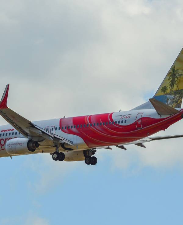 Eine Boeing 737 MAX von Air India verlor bei der Landung beide Vorderräder. (Symbolbild)