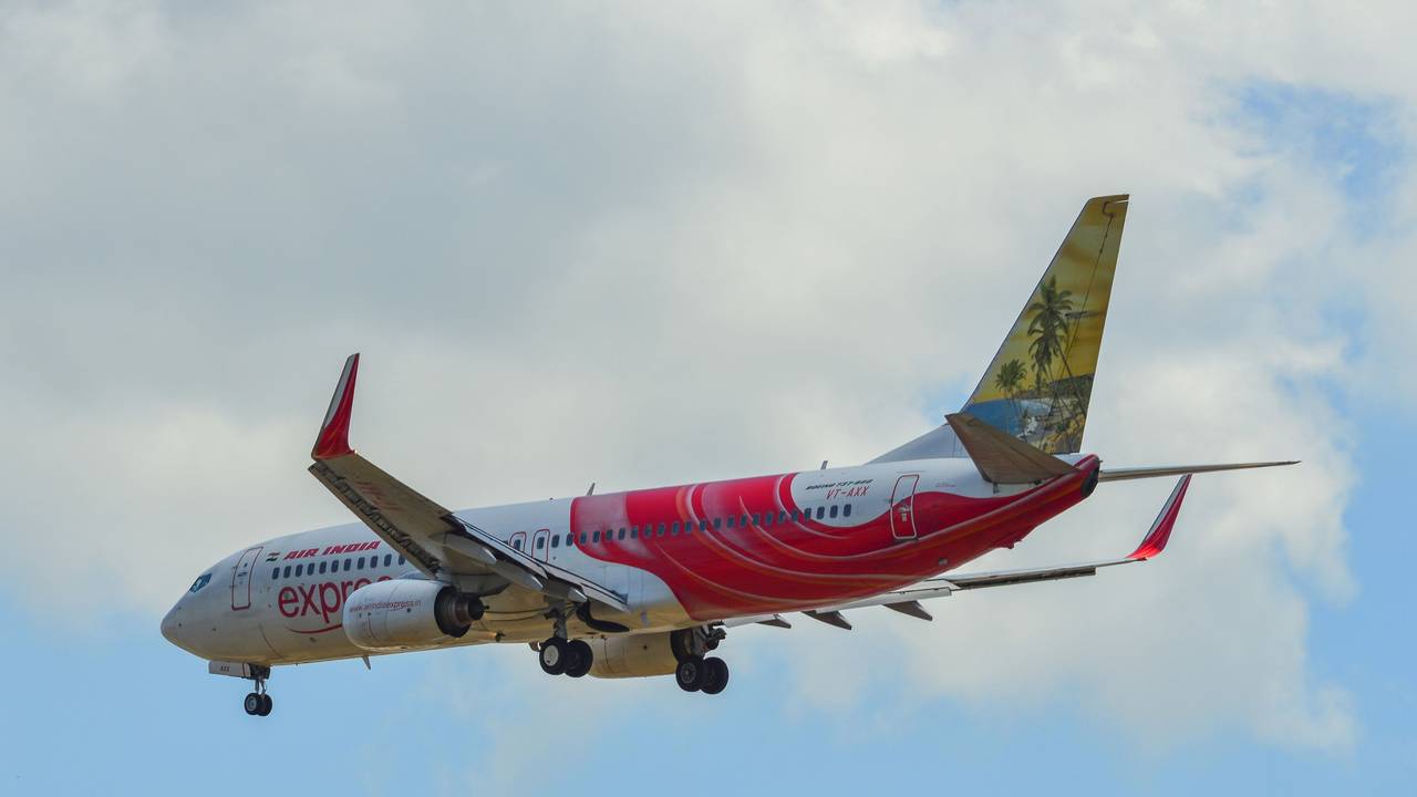 Eine Boeing 737 MAX von Air India verlor bei der Landung beide Vorderräder. (Symbolbild)