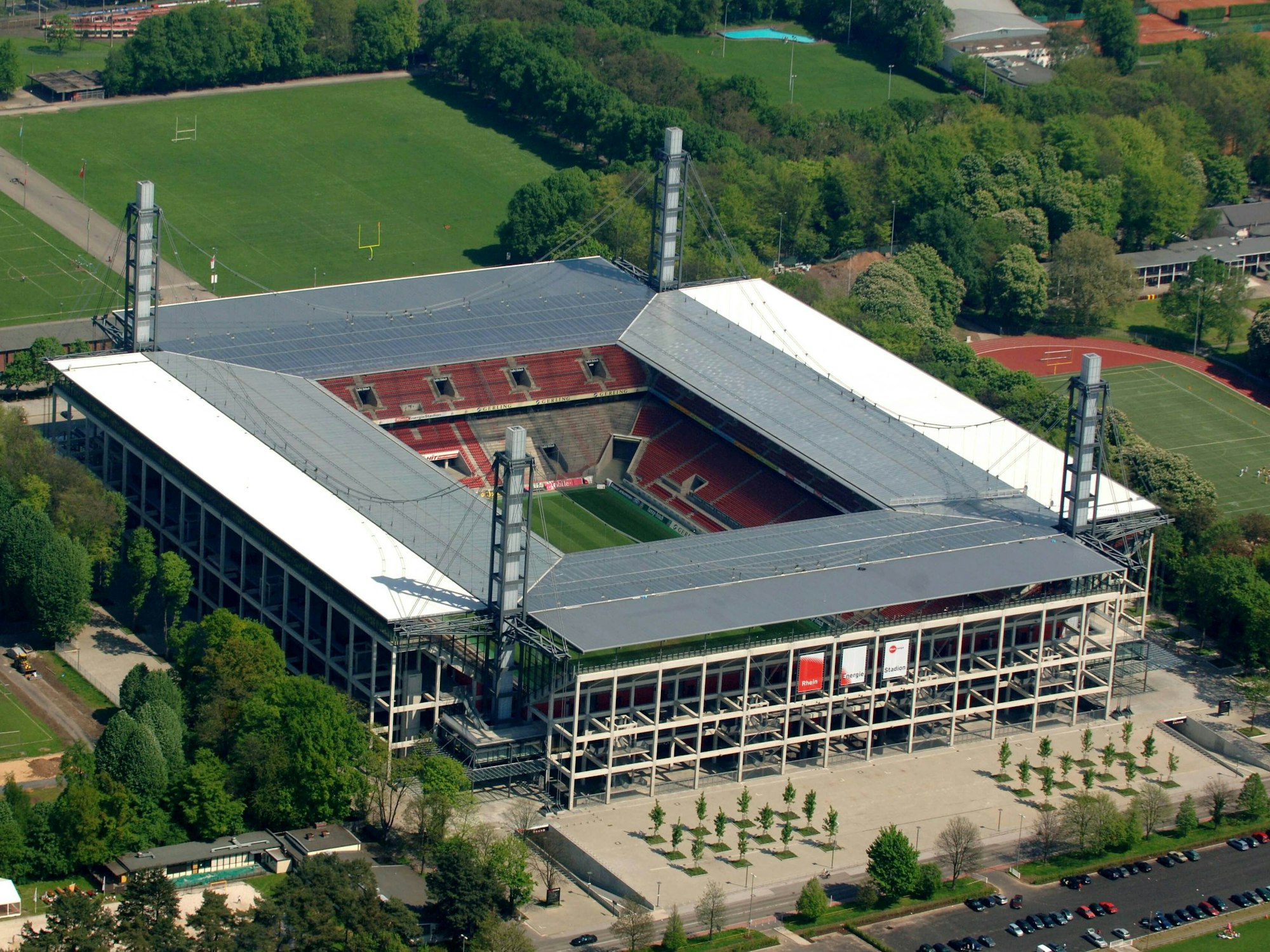 Blick auf das Rhein-Energie-Stadion