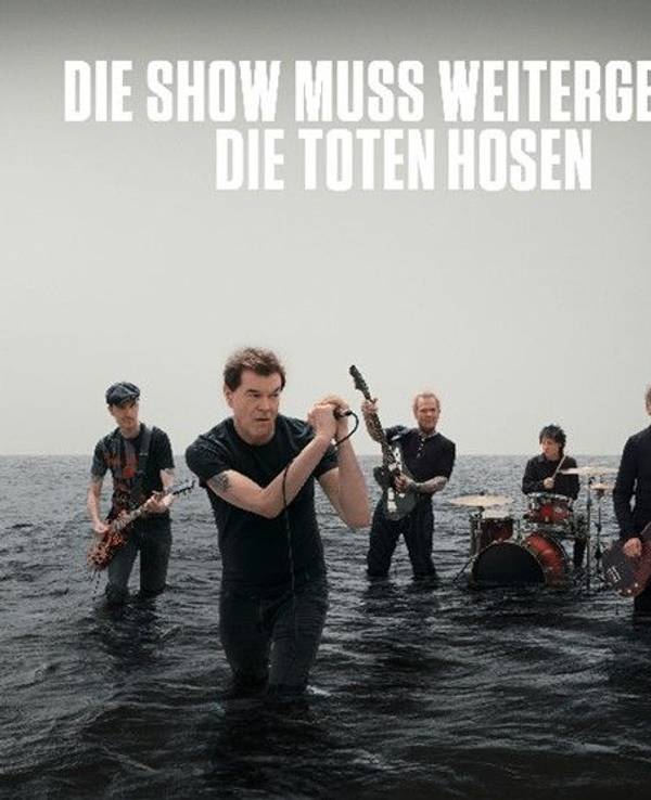 „Die Toten Hosen“ bringen ihre neue Single „Die Show muss weitergehen“ heraus.