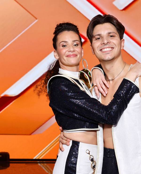 Betty Taube und Profitänzer Alexandru Ionel bei der Kennenlern-Show von „Let's Dance“