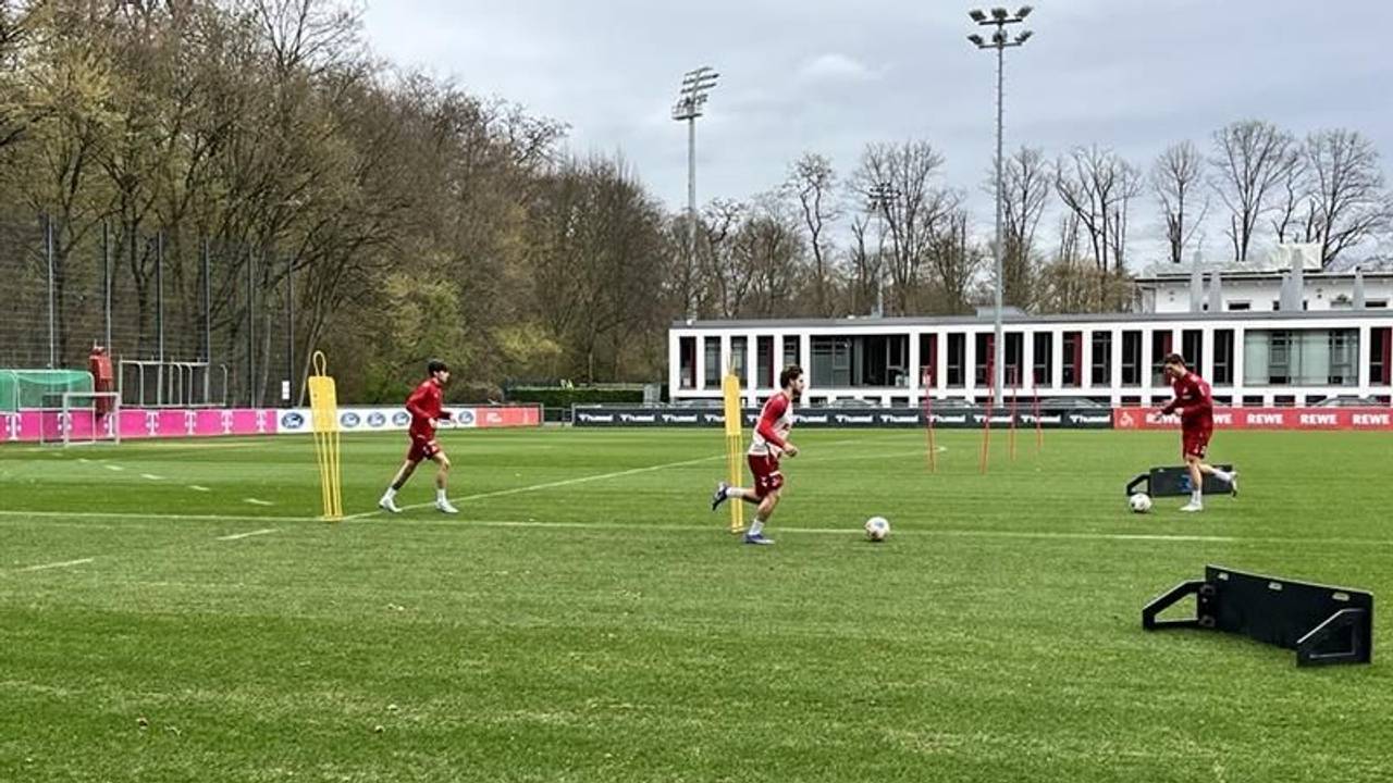 Denis Huseinbasic, Jan Thielmann und Joel Schmied absolvierten gemeinsam eine individuelle Einheit.