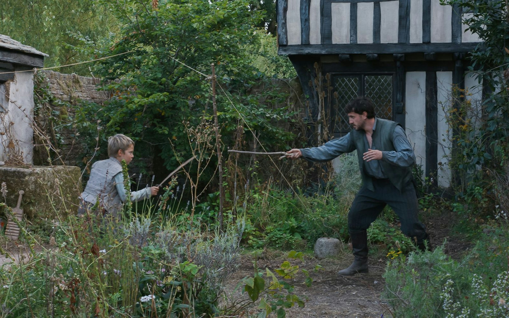 „Hamnet“ (Bild) hat wahrscheinlich nur Außenseiterchancen im Rennen um den besten Film. (Bild: 2025 Focus Features/Universal)